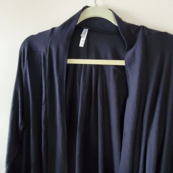 Blazer - Picture 3 of 4